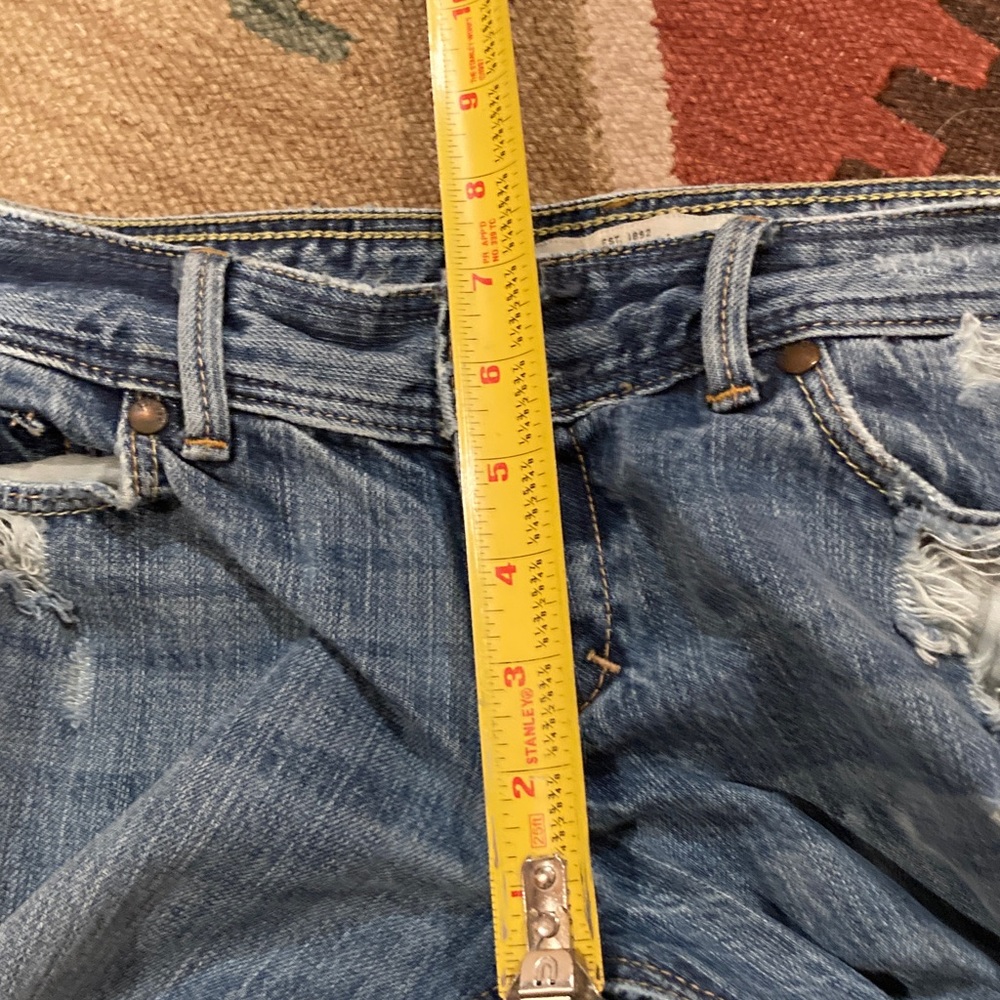 Abercrombie & Fitch Stylish Blue Distressed Women's Jeans - Picture 11 of 12